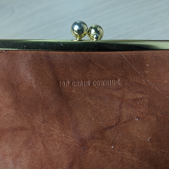 John Weitz | Vintage Cowhide Leather Wallet - Picture 7 of 8